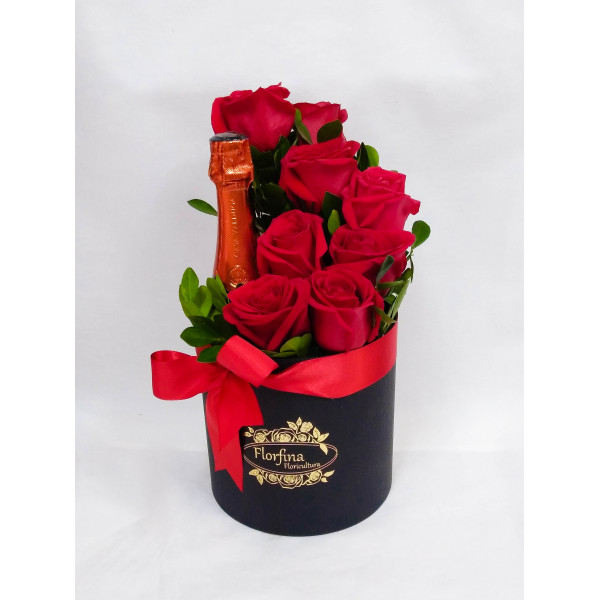 Caixa box Florfina com 8 rosas e esmupante Casa Valduga